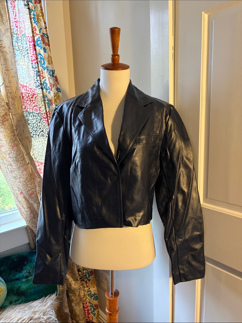 Zara Cropped Faux Leather Blazer